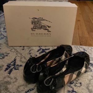 Burberry Flats